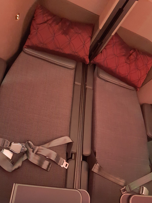 Qatar Airways Qsuite Business Class Doppelbett für Paare